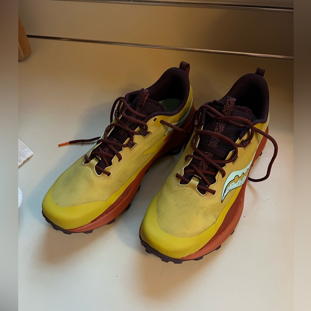 SAUCONY Peregrine 13 Trail Runners
